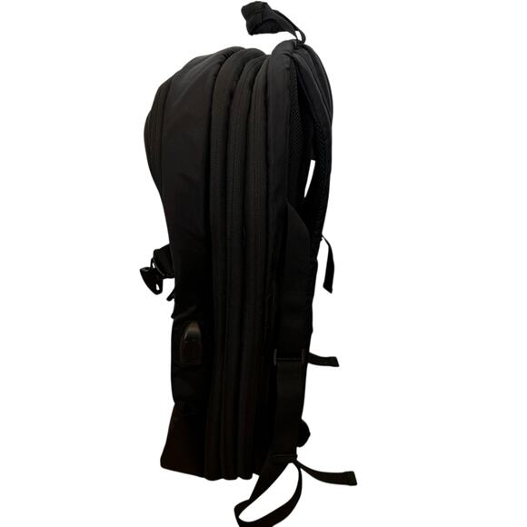 Duchamp London Black Getaway Expandable Backpack - Picture 3 of 6